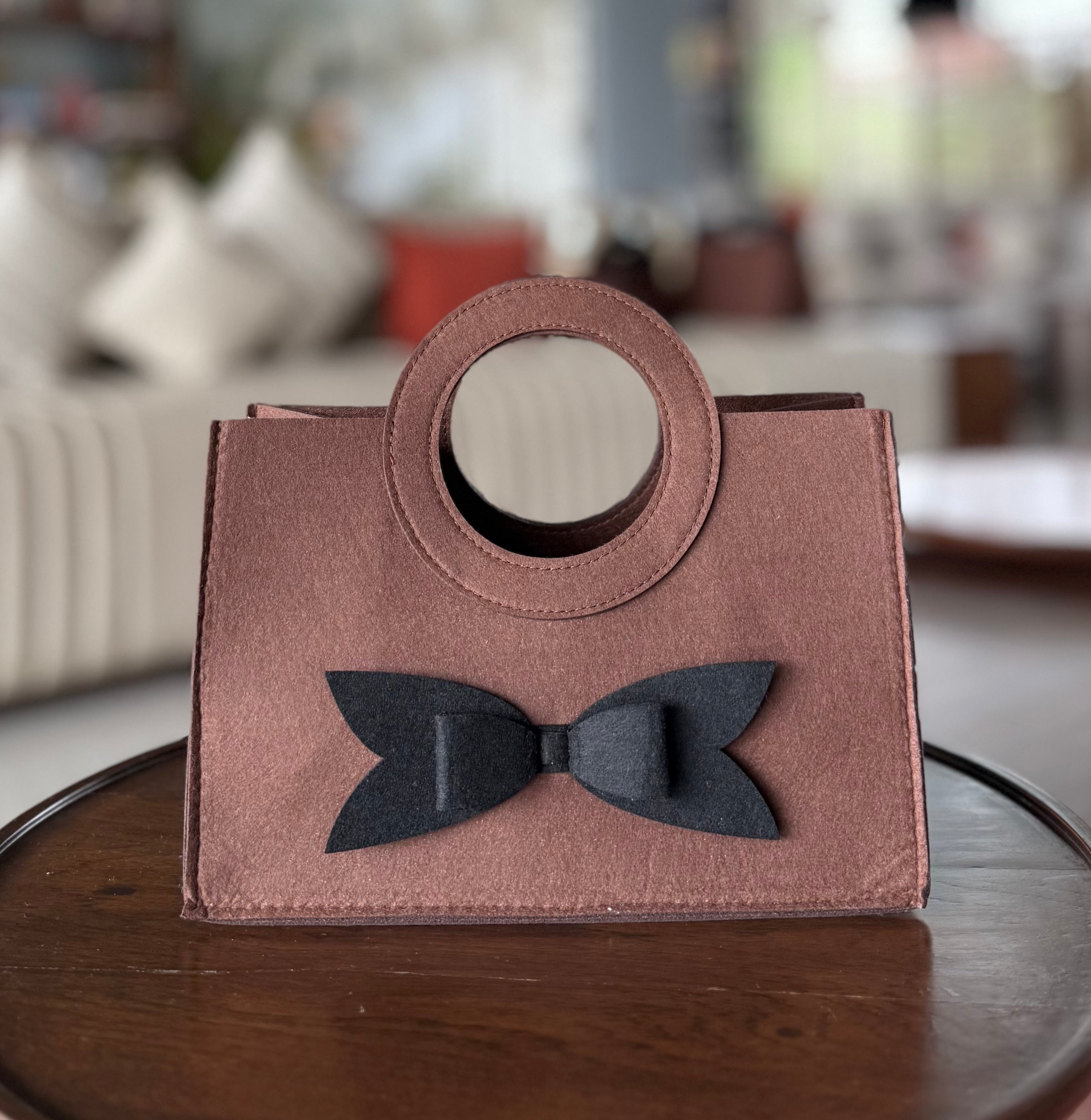 Round Handle Hamper Bag